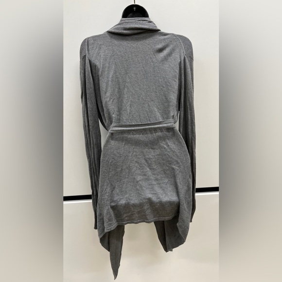 T.Babaton Grey cardigan, medium - Picture 2 of 2